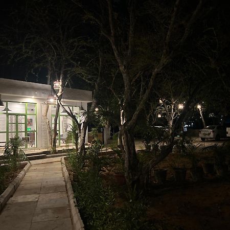 Heli Pushkar Hotel Exterior foto