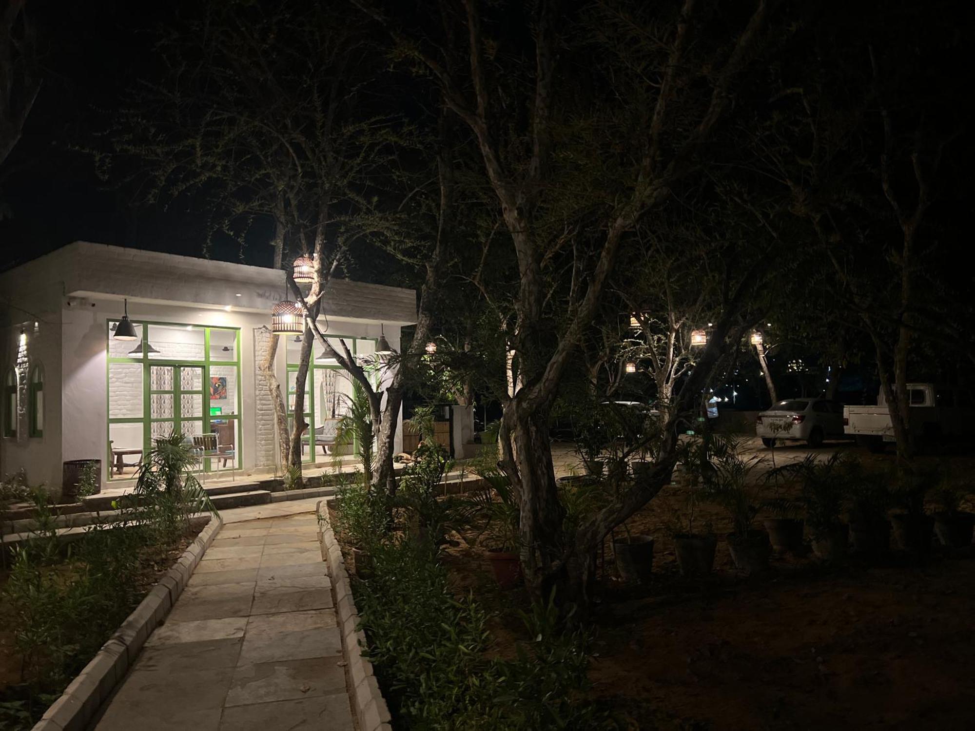 Heli Pushkar Hotel Exterior foto