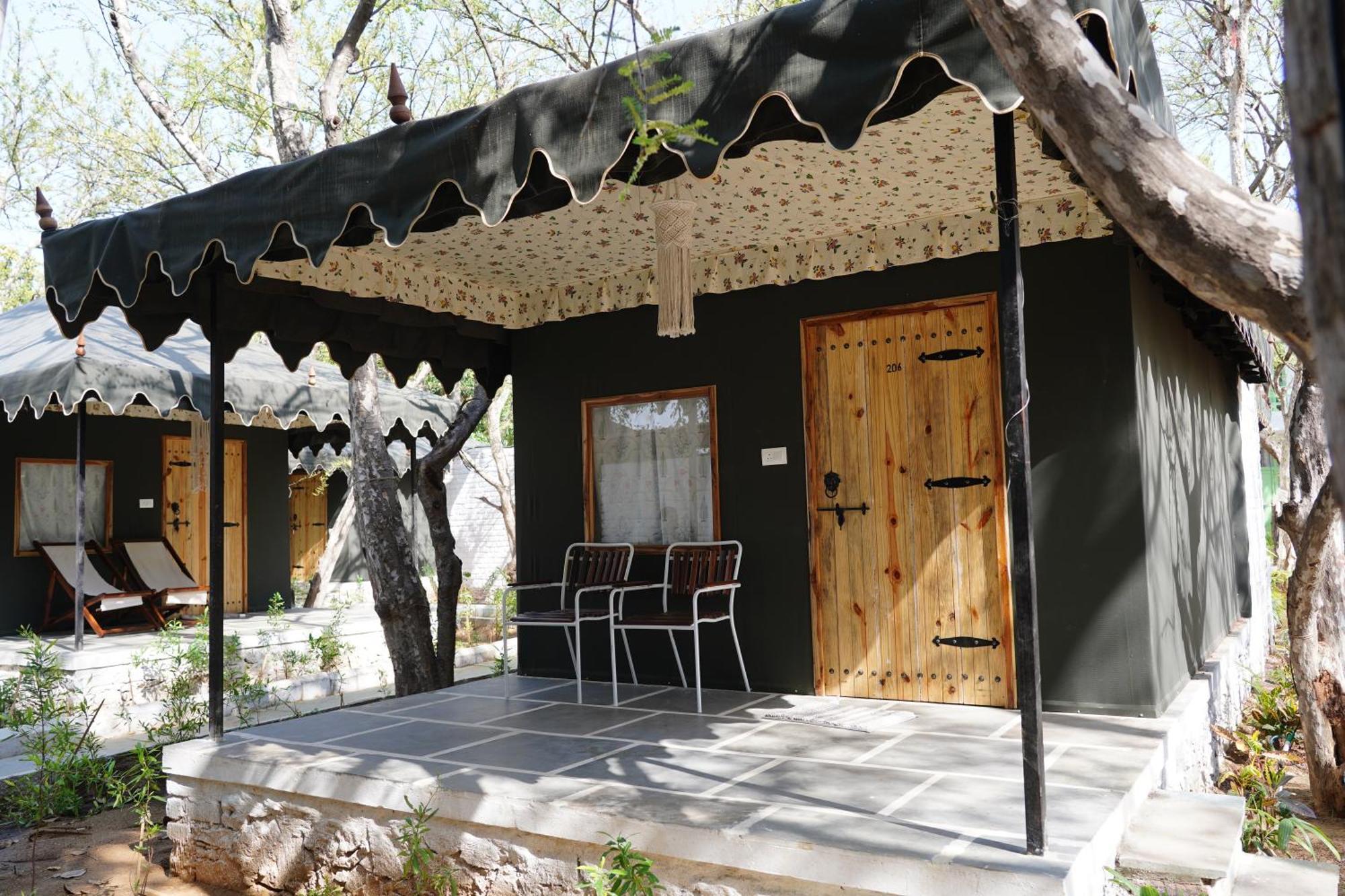 Heli Pushkar Hotel Exterior foto